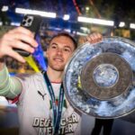 OGROMAN SKANDAL U NEMAČKOJ! ŠAMPIONU BUNDESLIGE UKRADEN PEHAR! Klub se oglasio hitnim saopštenjem - istraga je u toku, isplivali detalji haosa! 1586741