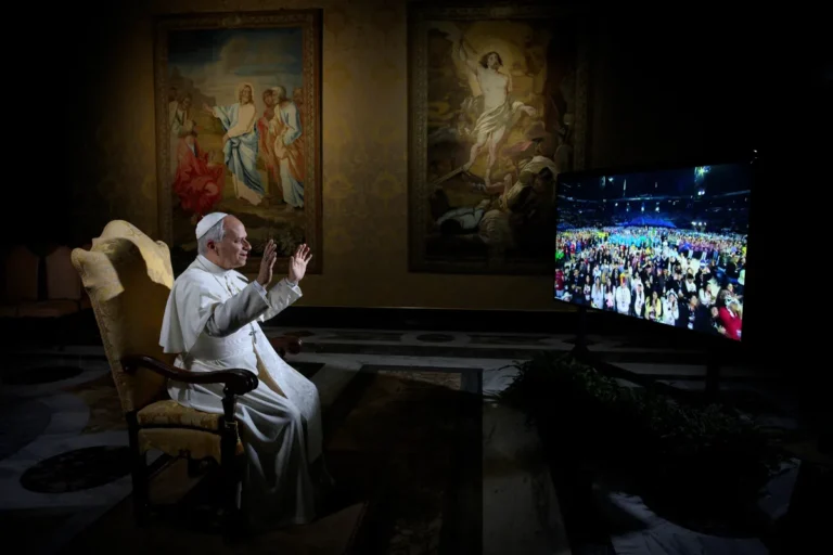 1763827909 papa lav.width 1200