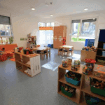 MESTA ZA VIŠE OD 100 MALIŠANA: Kragujevac posle 15 godina dobio novi državni vrtić "Leptirić" Screenshot 2025 11 15 115435