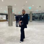 VESNA MILANOVIĆ SE POJAVILA NA KONCERTU MIRZE SELIMOVIĆA I ZASENILA SVE ! Progovorila o prinovi u porodici Saše Popovića, pa otkrila emotivni detalj Vesna Milanovic 1