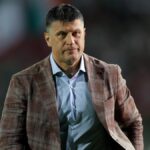 VLADAN MILOJEVIĆ GRMI PRED MEČ SA JAVOROM: Navijači, sada ste Zvezdi potrebni više nego ikada! Vladan Milojevic