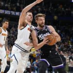 OZBILJAN UDARAC ZA KINGSE: Sabonis mesec dana van terena! jokic sabonis