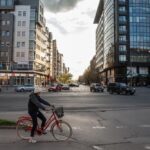 UZNEMIRENI NOVOSAĐANI ŠALJU SLIKE OVE BUBE! Zovu je đavolja i tvrde nešto neverovatno, da može da pojede i manju zmiju?! (FOTO) shutterstock 2165061397