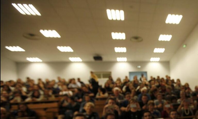 studenti fakultet predavanja amfiteatar