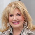 OVAKO JE IZGLEDALA SUZANA MANČIĆ KAO LOTO DEVOJKA! U jeku popularnosti svi su drhtali za njom, a zbog njene lepote pevači bili na ivici incidenta (FOTO) suzana damir dervisagic