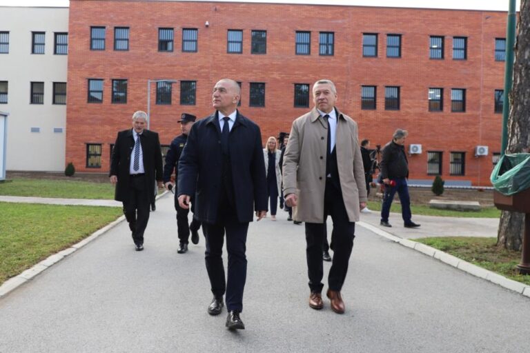 [Aggregator] Downloaded image for imported item #56883