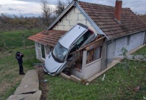 [Aggregator] Downloaded image for imported item #66665