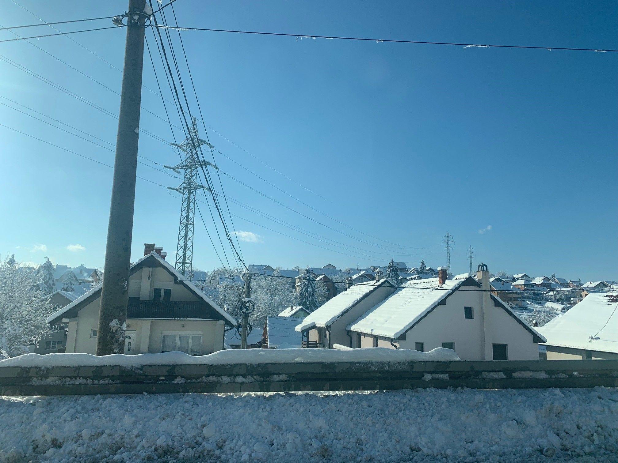 Valjevo put ka Brankovini i strujni kablovi