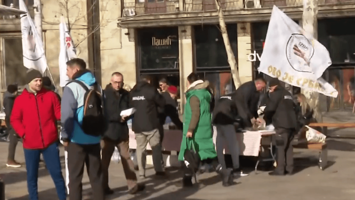 (BLOG) "Zajedno uz studente": Počeo skup na Trgu Nikole Pa&scaron;ića, okupljanje i u Pionirskom parku 2