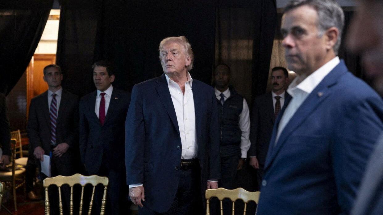 Donald Tramp sa Džonom Retklifom, direktorom CIA i drugim zvaničnicima prati uživo akciju u Venecueli