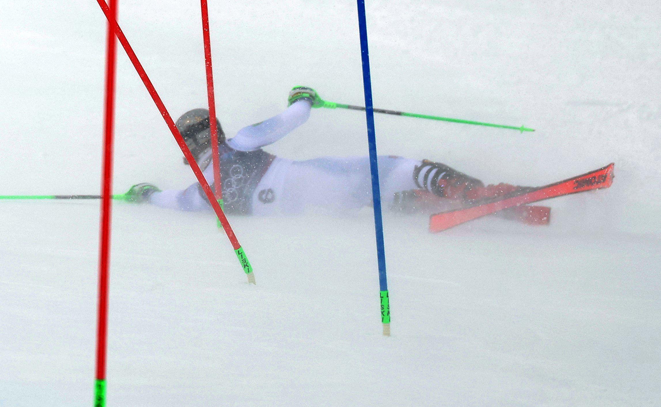 pad osvajača zlatne medalje u veleslalomu pre dva dana, Luka&scaron;a Pinjeira Bratena iz Brazila, skijanje, slalom na zimskim olimpijskim igrama