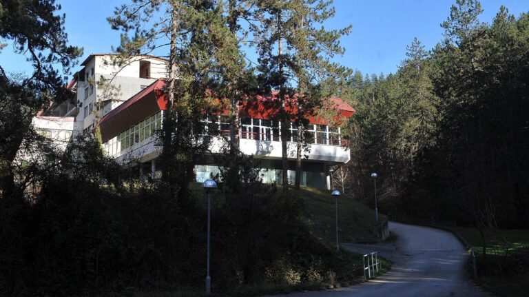 [Aggregator] Downloaded image for imported item #141840