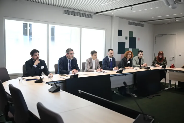 [Aggregator] Downloaded image for imported item #153042