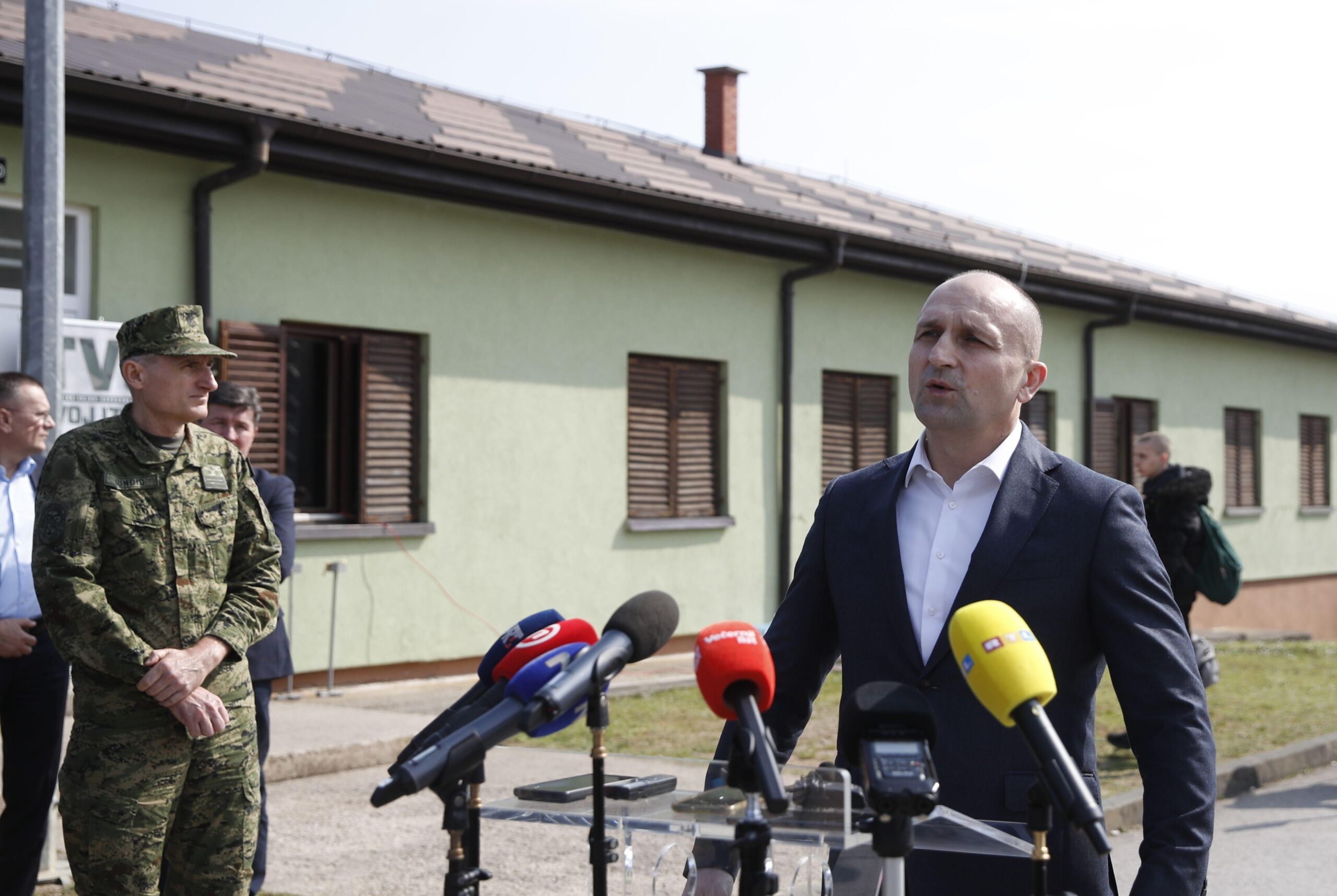 ministar odbrane hrvatske ivan anu&scaron;ić