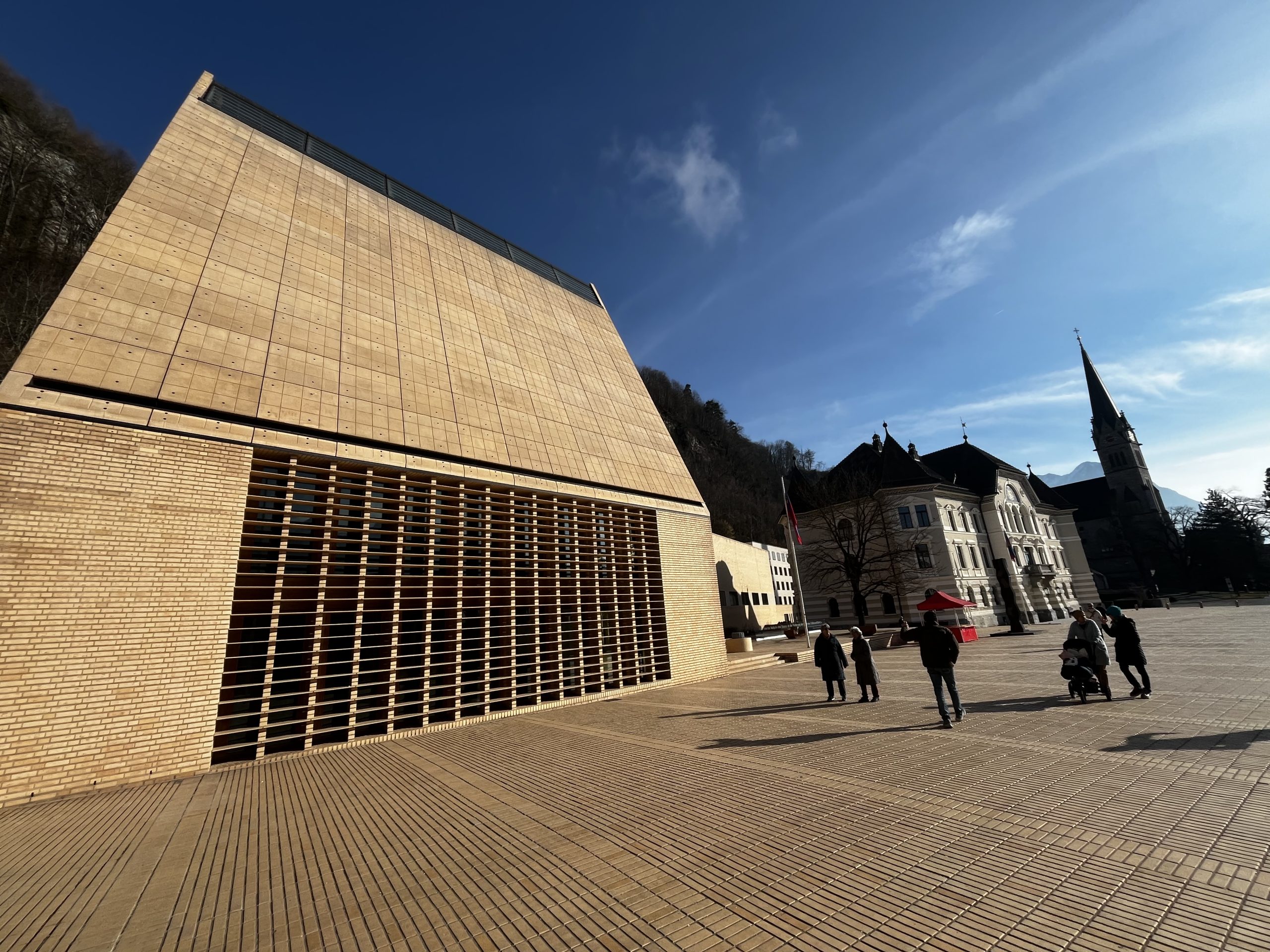 Posetili smo Lihten&scaron;tajn, mikro državu Evrope: Bogata zemlja u kojoj je gotovo nemoguće živeti 3