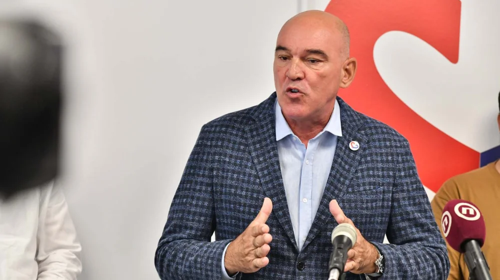 Bo&scaron;ković (SRCE): Vučić nakon slučaja u Banjskoj poklonio Kurtiju sever Kosova 9