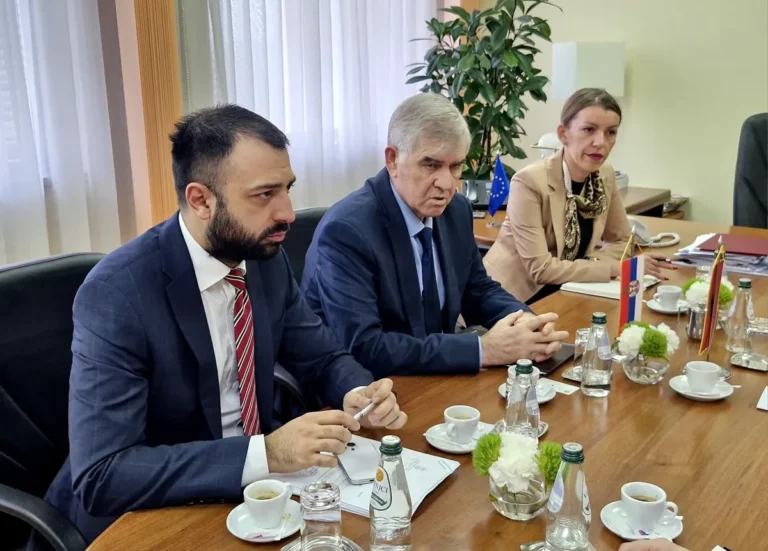 [Aggregator] Downloaded image for imported item #160020