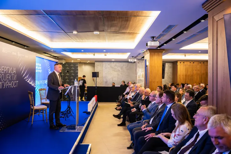 [Aggregator] Downloaded image for imported item #166721